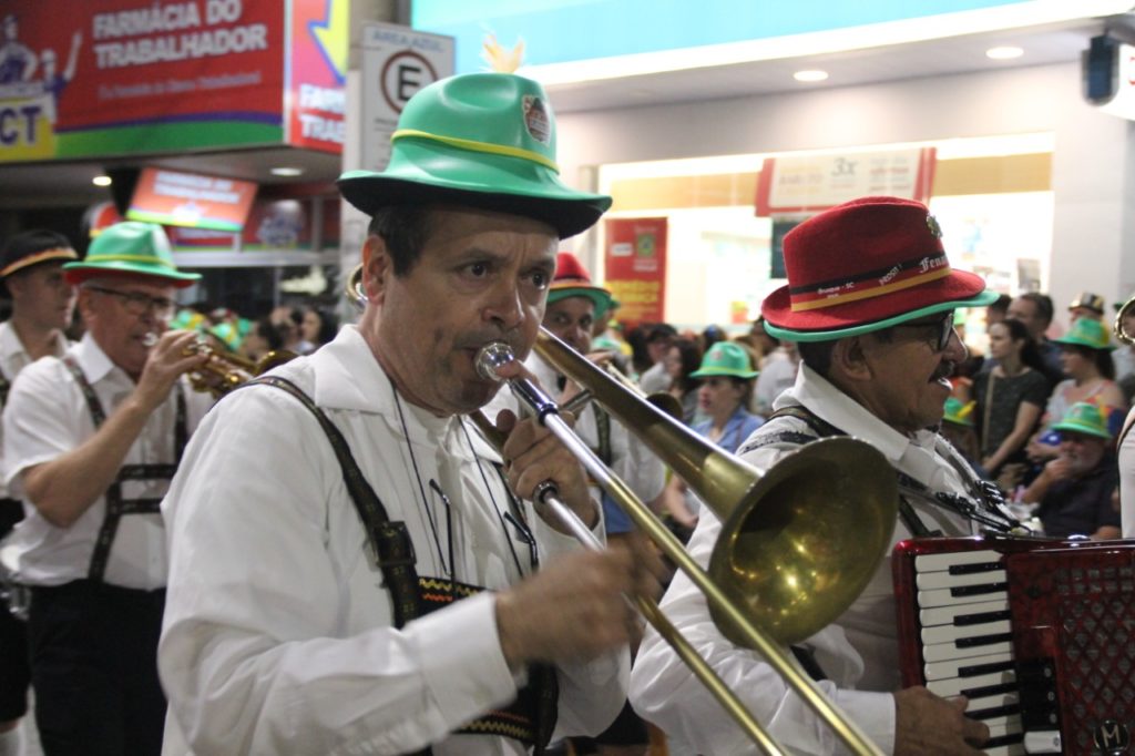 Começou a 34ª Fenarreco