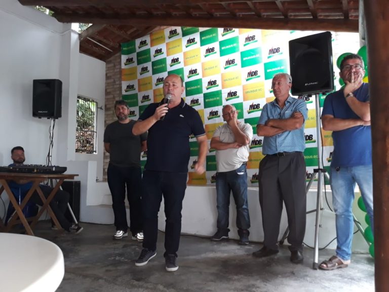 MDB Brusque Ari Vequi