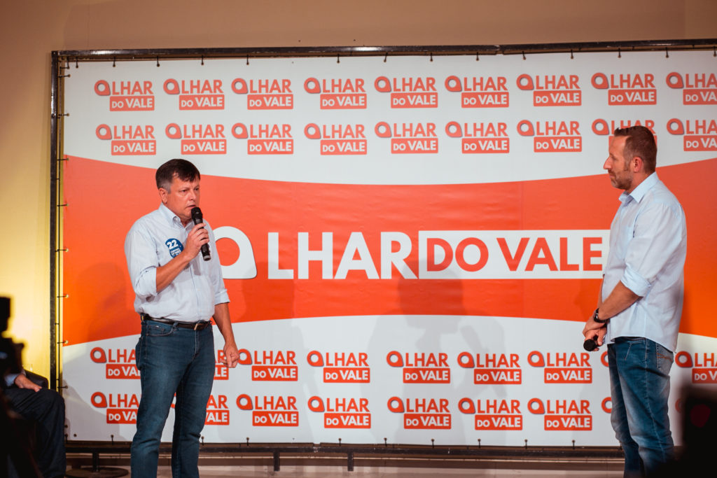 Confira a galeria de fotos do Debate do Olhar do Vale