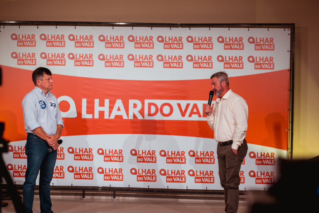 Confira a galeria de fotos do Debate do Olhar do Vale
