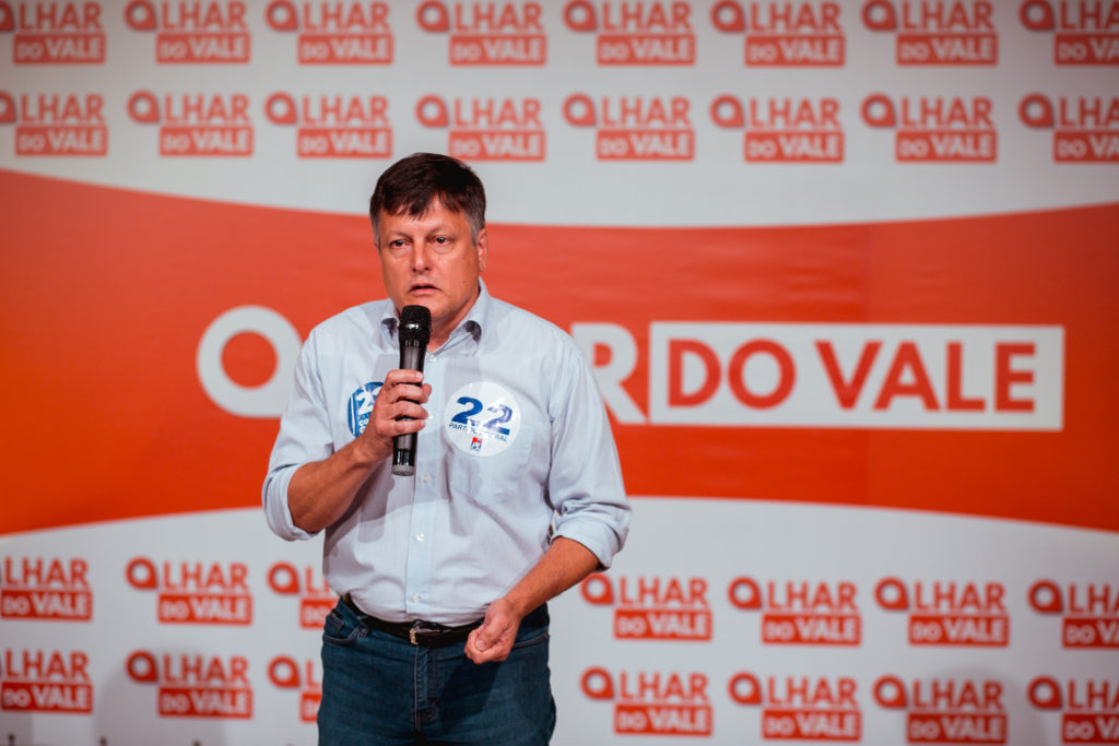 Confira a galeria de fotos do Debate do Olhar do Vale