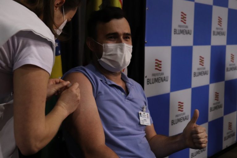 vacina blumenau