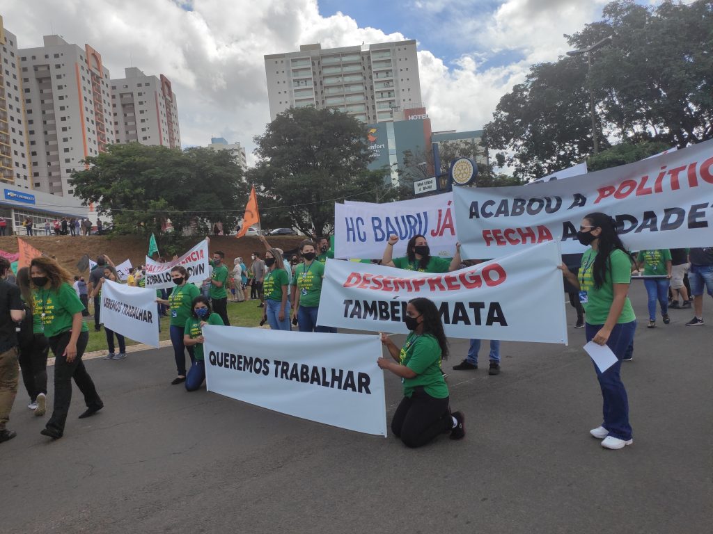 Saiba como é um dia da rotina insana de Luciano Hang