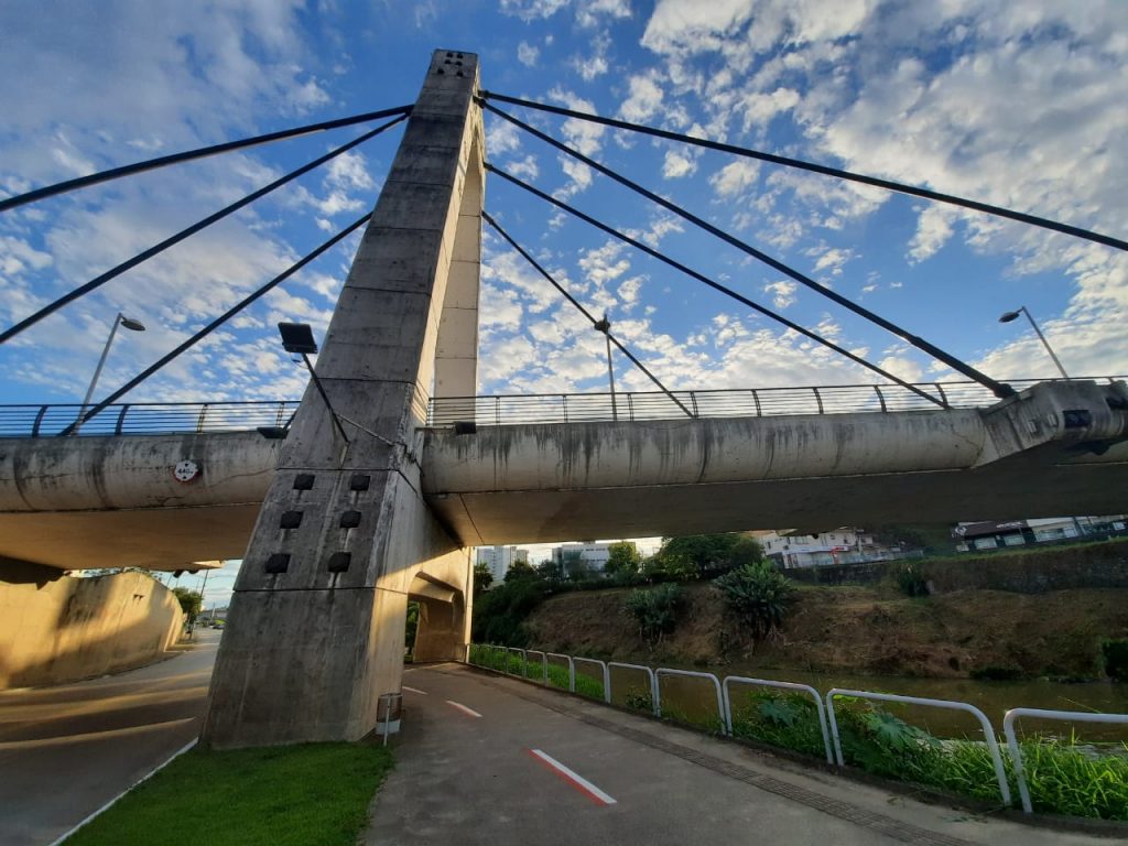 ponte estaiada brusque
