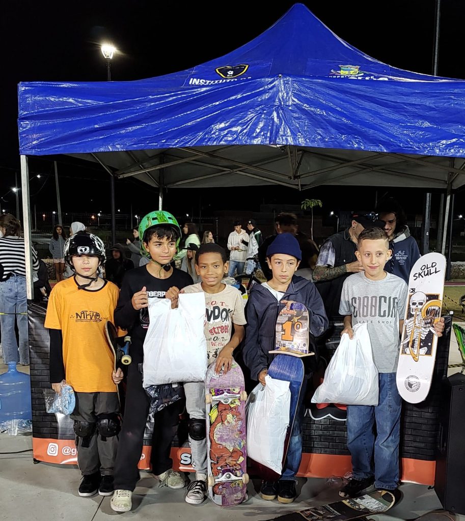 Brusquense fica em 5º lugar em campeonato de Skate