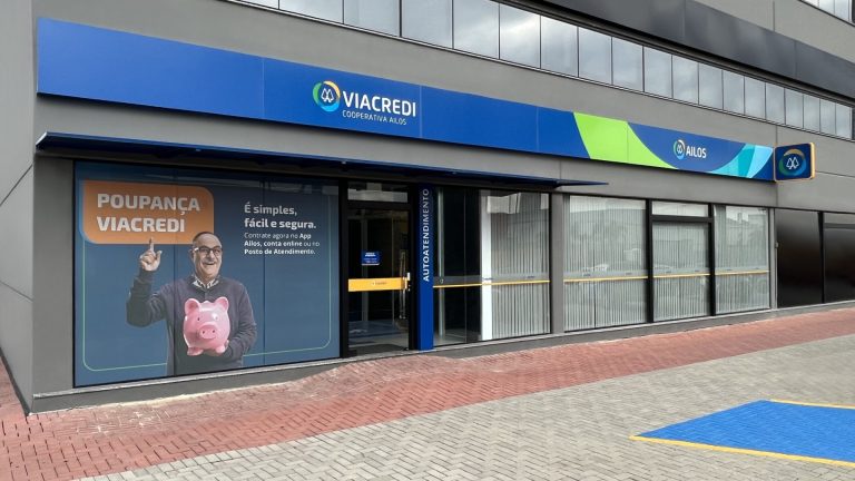 Legenda da foto: A Viacredi oferece linhas de crédito do Banco Nacional de Desenvolvimento Econômico e Social (BNDES), contribuindo para o desenvolvimento das empresas e fomentando a economia local. (Foto Daniel Zimmerman).