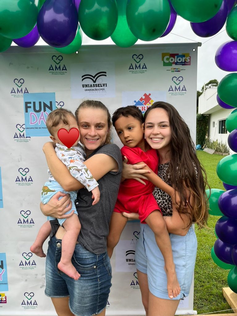 Sonho de ser mãe: Guabirubenses percorrem mais de 4,3 mil km para adotar criança atípica
