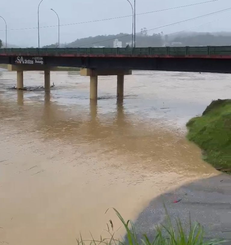 Rio itajai mirm em brusque