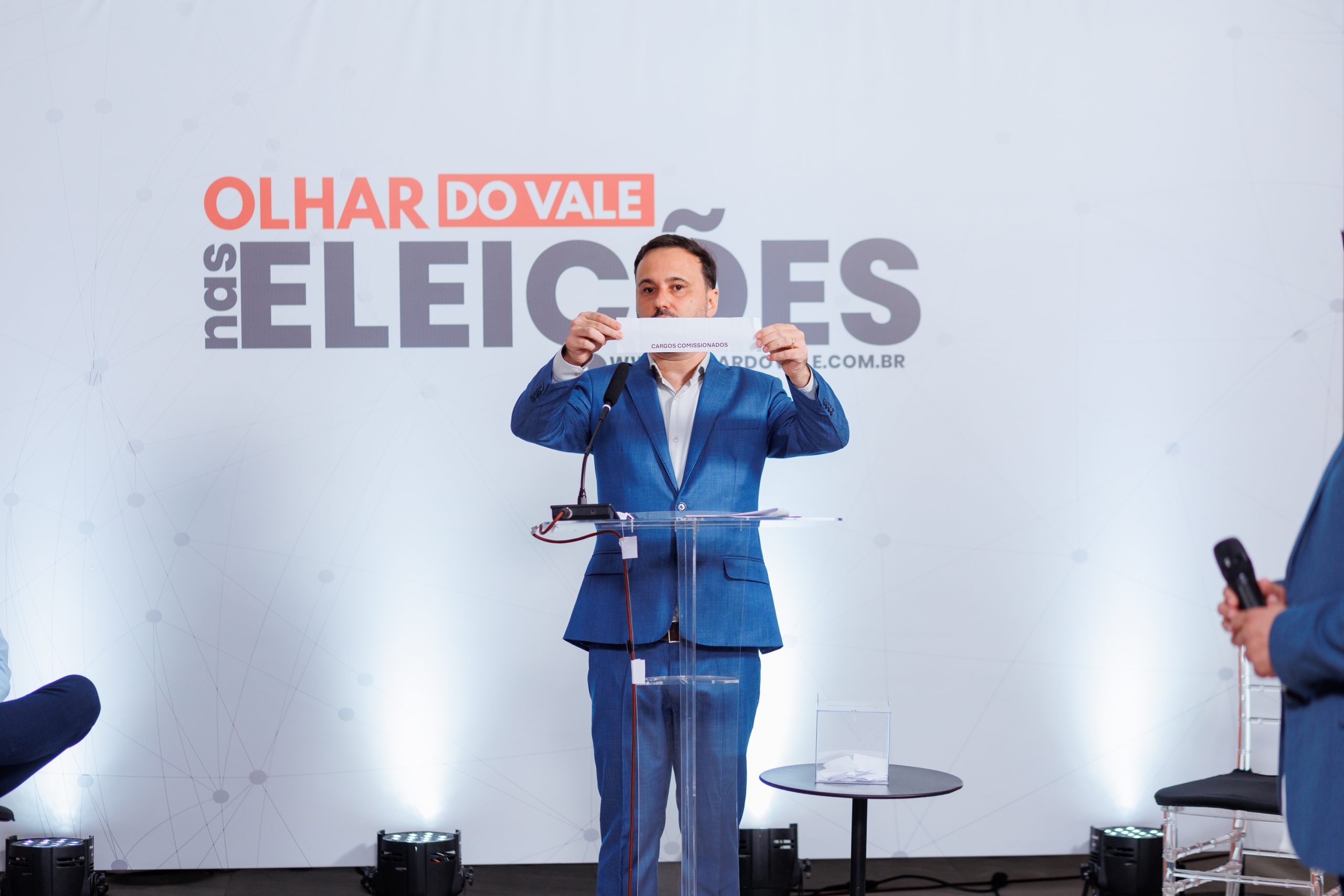 Bastidores: Confira galeria de fotos do Debate entre os candidatos a prefeito de Brusque