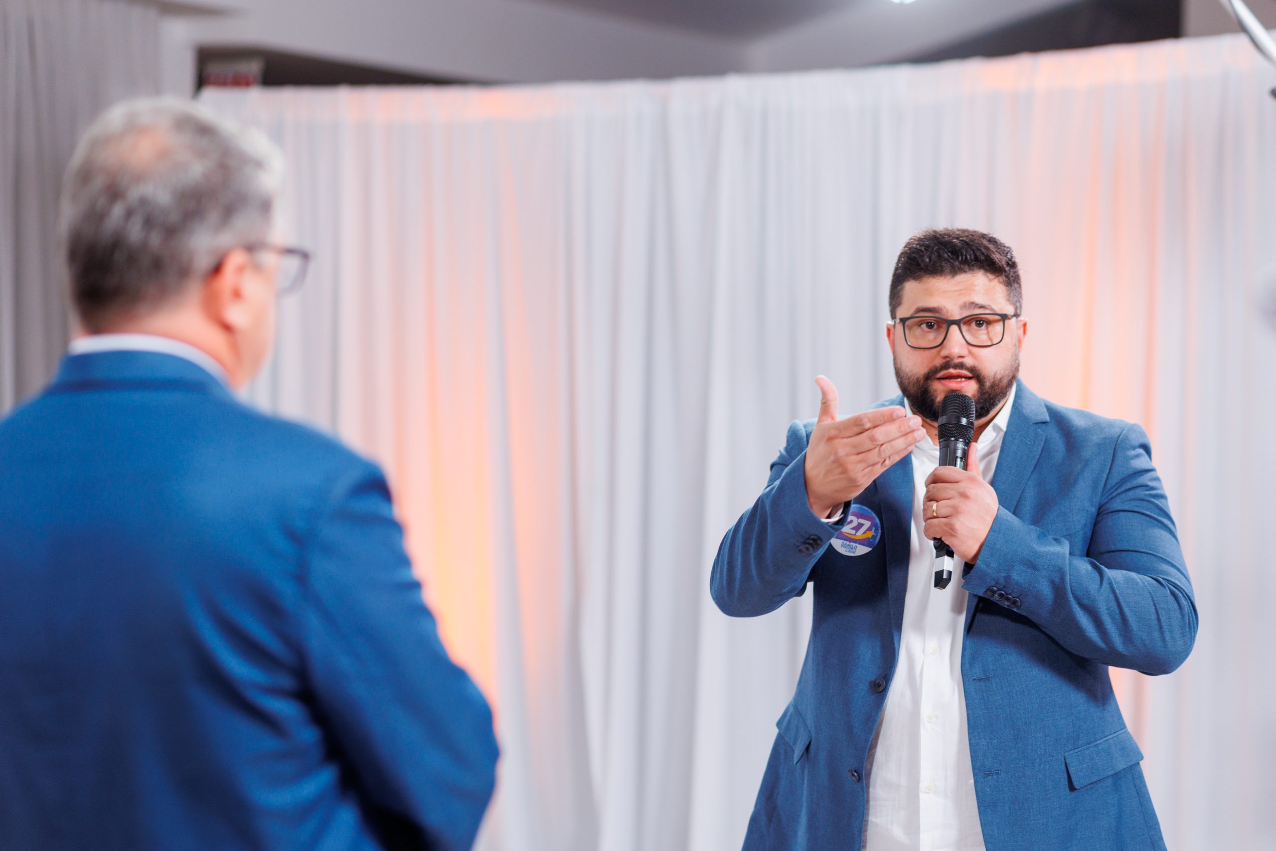 Bastidores: Confira galeria de fotos do Debate entre os candidatos a prefeito de Brusque