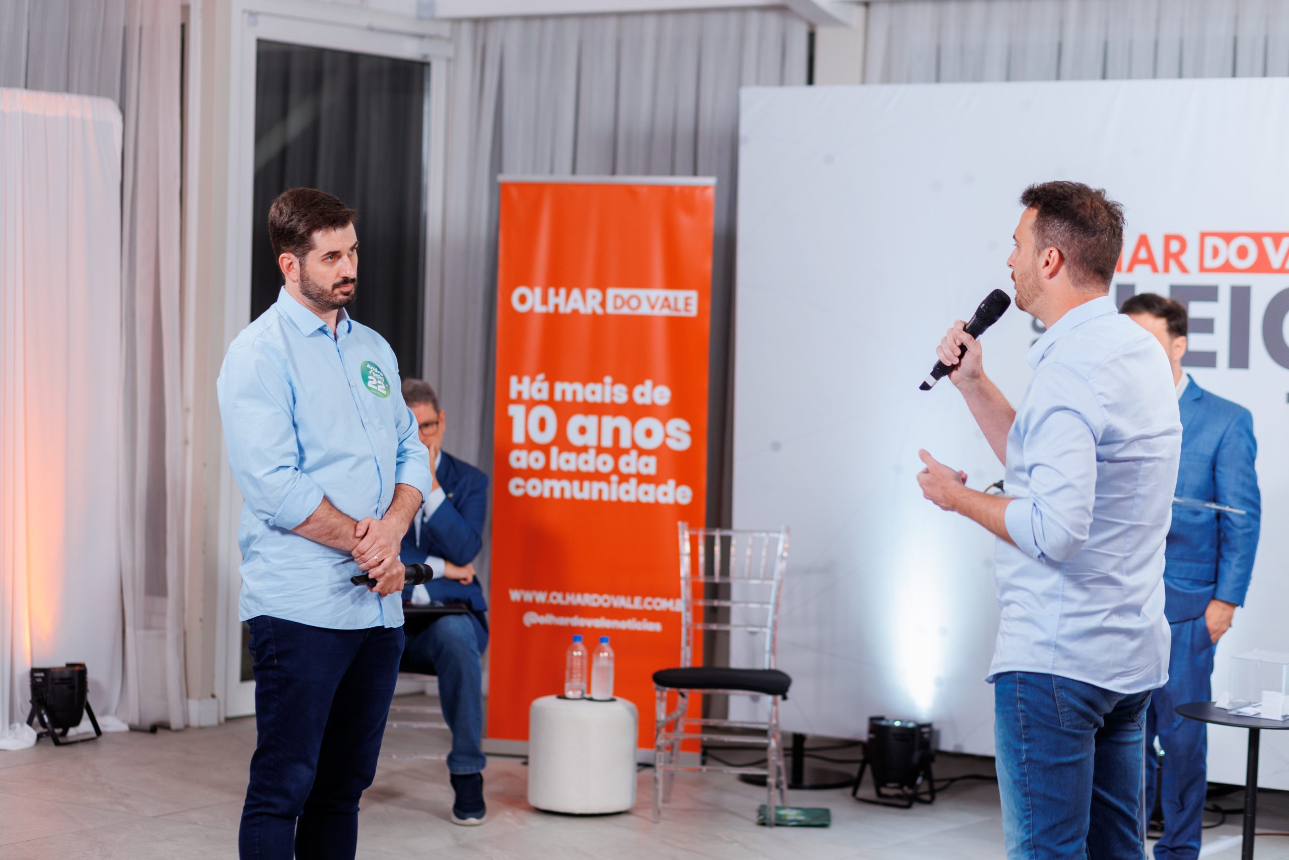 Bastidores: Confira galeria de fotos do Debate entre os candidatos a prefeito de Brusque