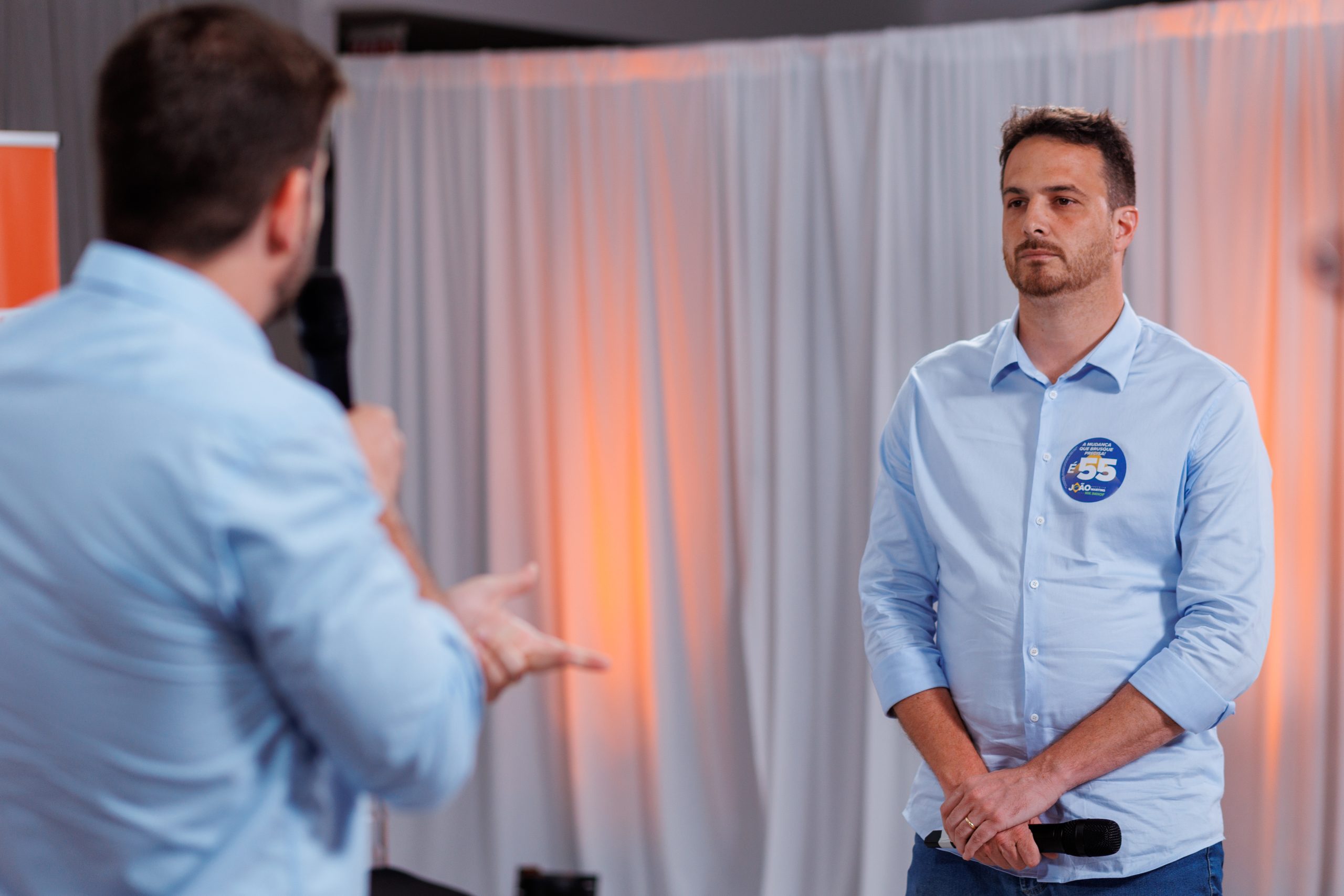 Bastidores: Confira galeria de fotos do Debate entre os candidatos a prefeito de Brusque