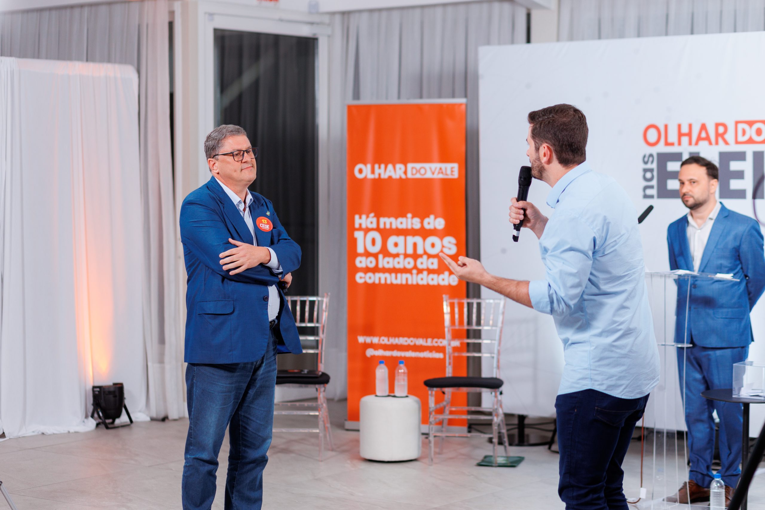 Bastidores: Confira galeria de fotos do Debate entre os candidatos a prefeito de Brusque