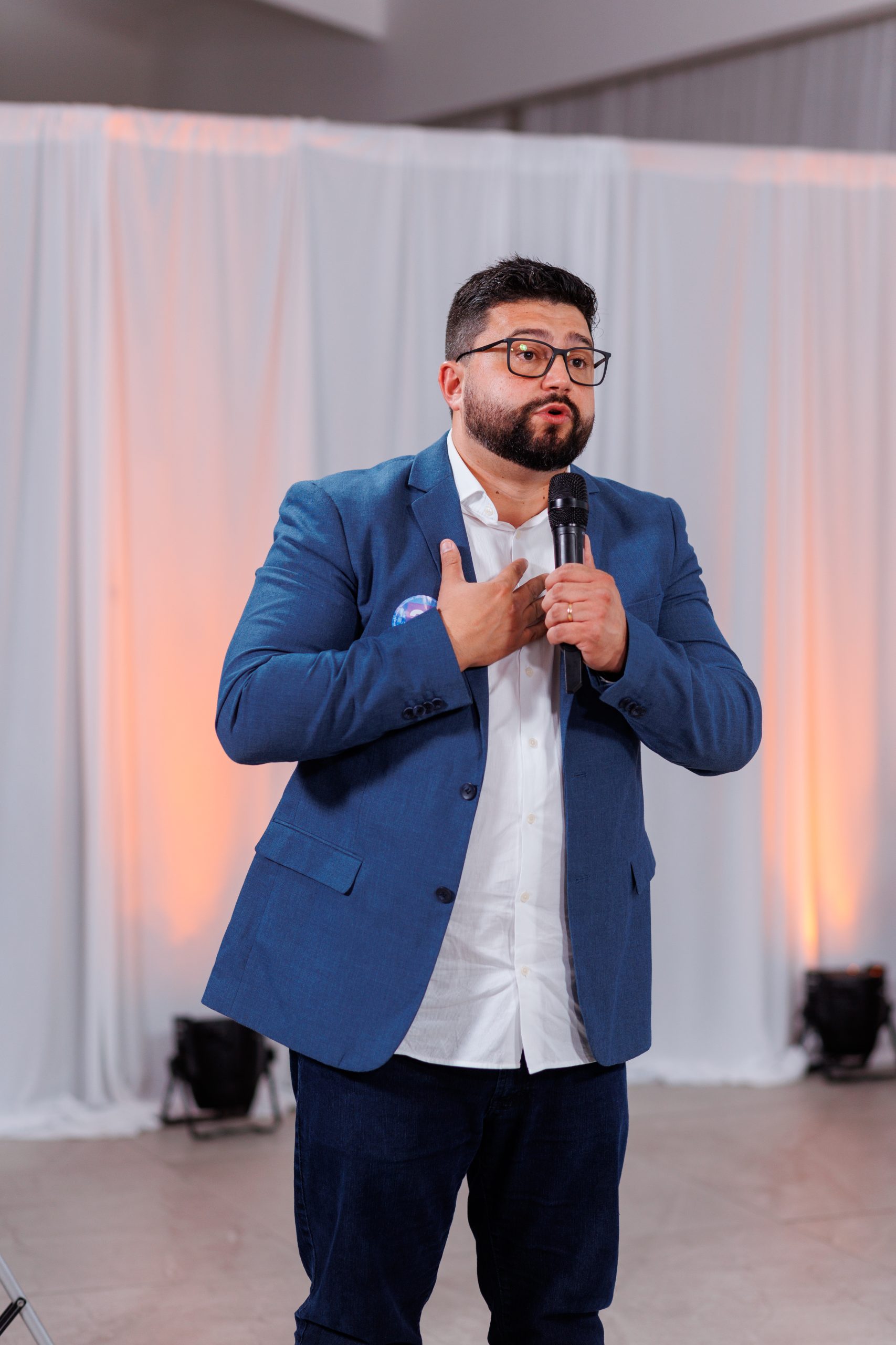 Bastidores: Confira galeria de fotos do Debate entre os candidatos a prefeito de Brusque