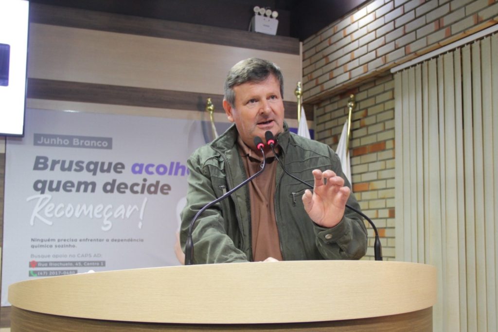 Uso de drogas e prática de atos sexuais: Valdir Hinselmann cobra medidas para ampliar a segurança no Bosque do Garapuvu